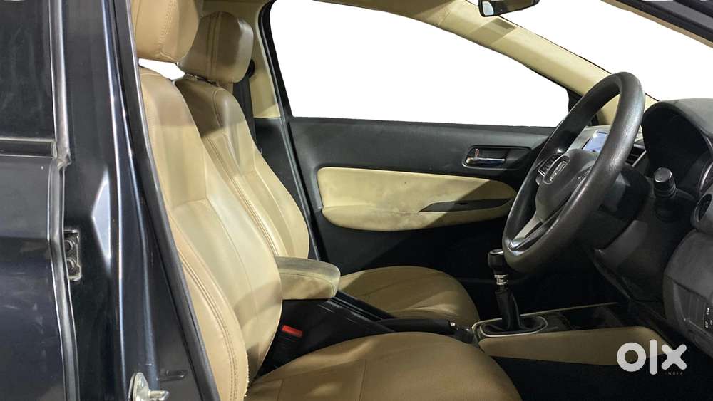 Honda City 1.5 V 5th Gen I-vtec Mt, 2022, Petrol
