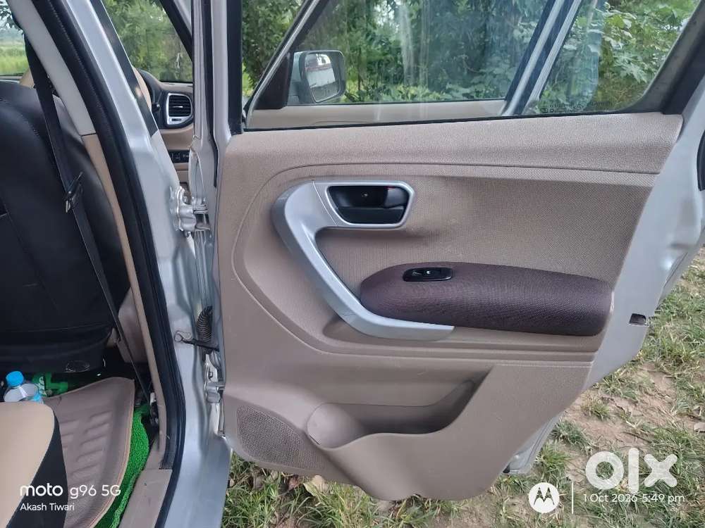 Mahindra Tuv 300 2017