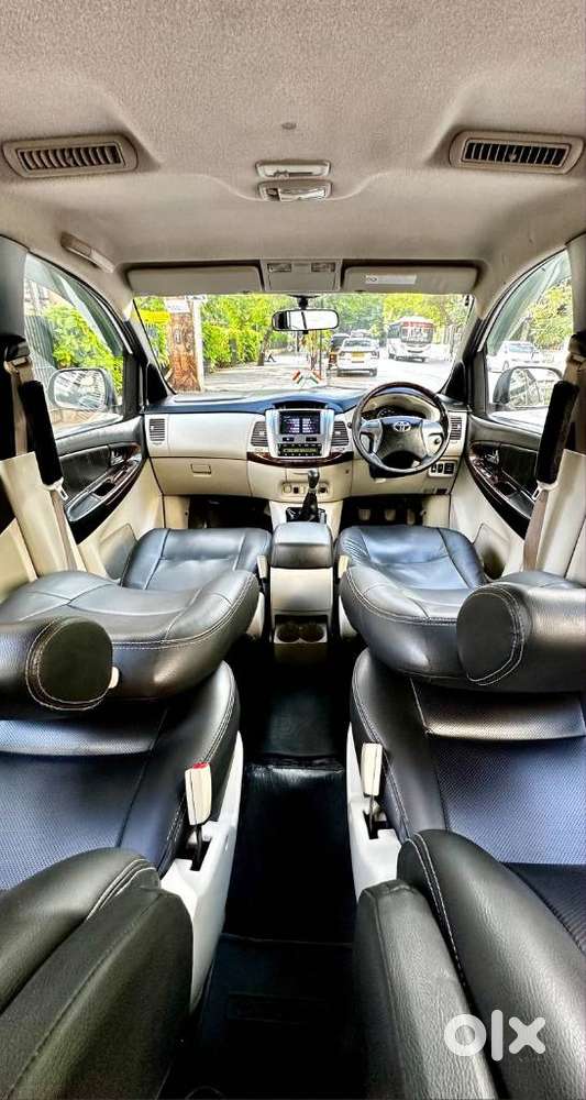 Toyota Innova 2.5 V 7 Str, 2014, Diesel