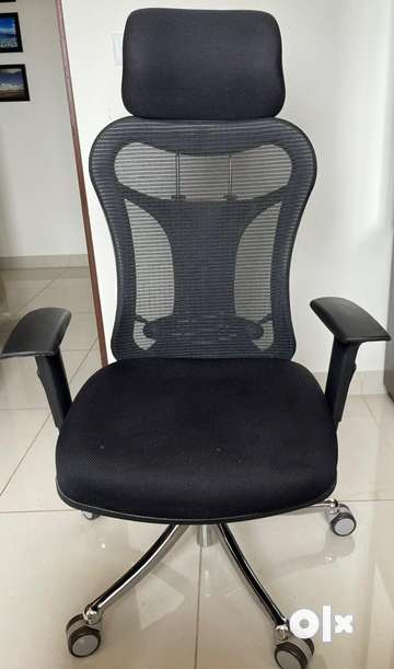 Urban ladder gaming online chair