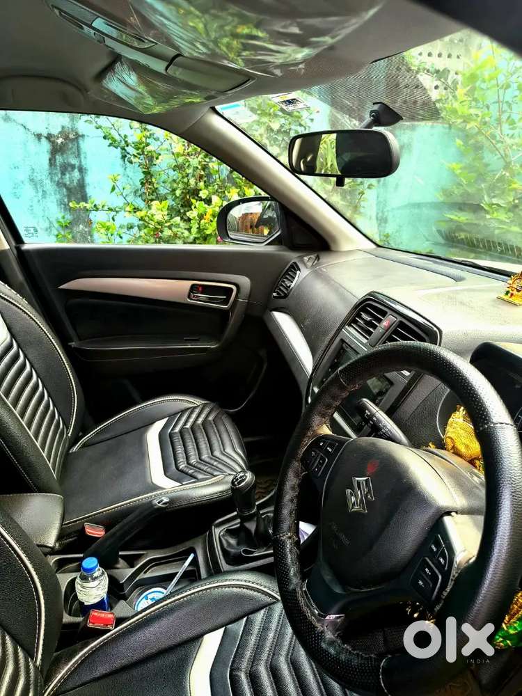 Suzuki Vitara Breeza 1.5 Zxi