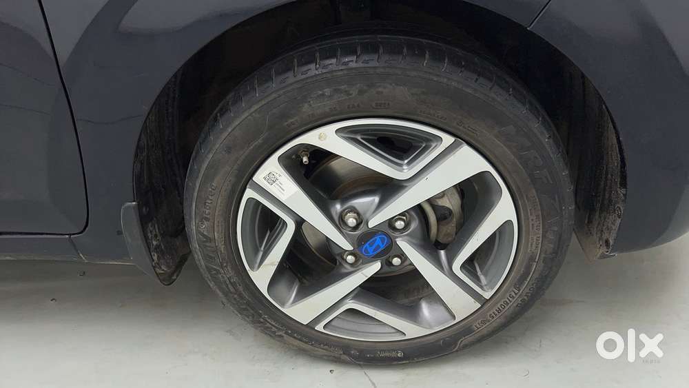 Hyundai Aura 1.2 Sx Cng, 2024, Cng & Hybrids