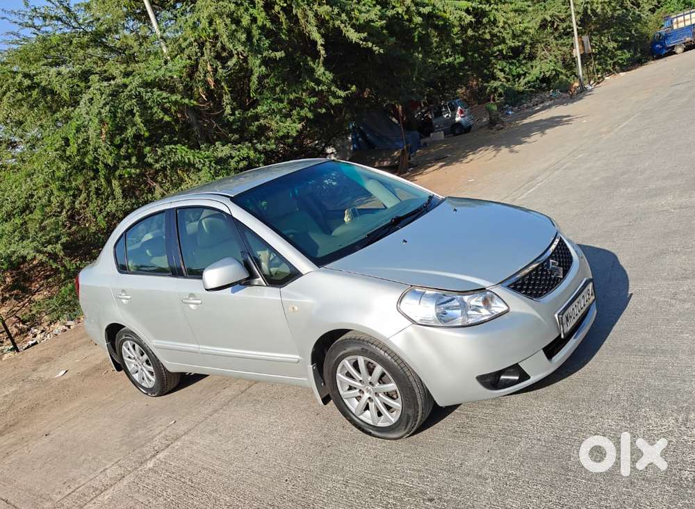 Maruti Suzuki Sx4 Zxi, 2012, Petrol