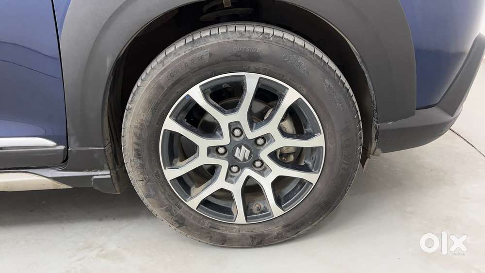 Maruti Suzuki Xl6 1.5 Alpha Plus At, 2022, Petrol