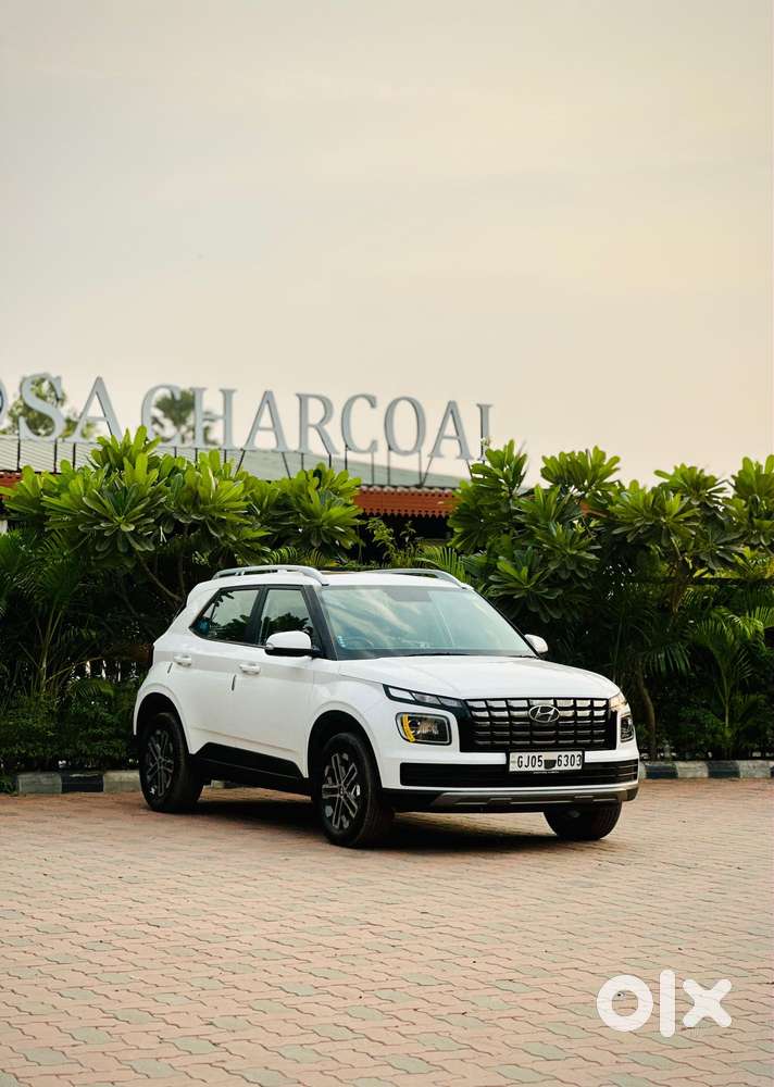 Hyundai Venue Sx Mt, 2023, Diesel