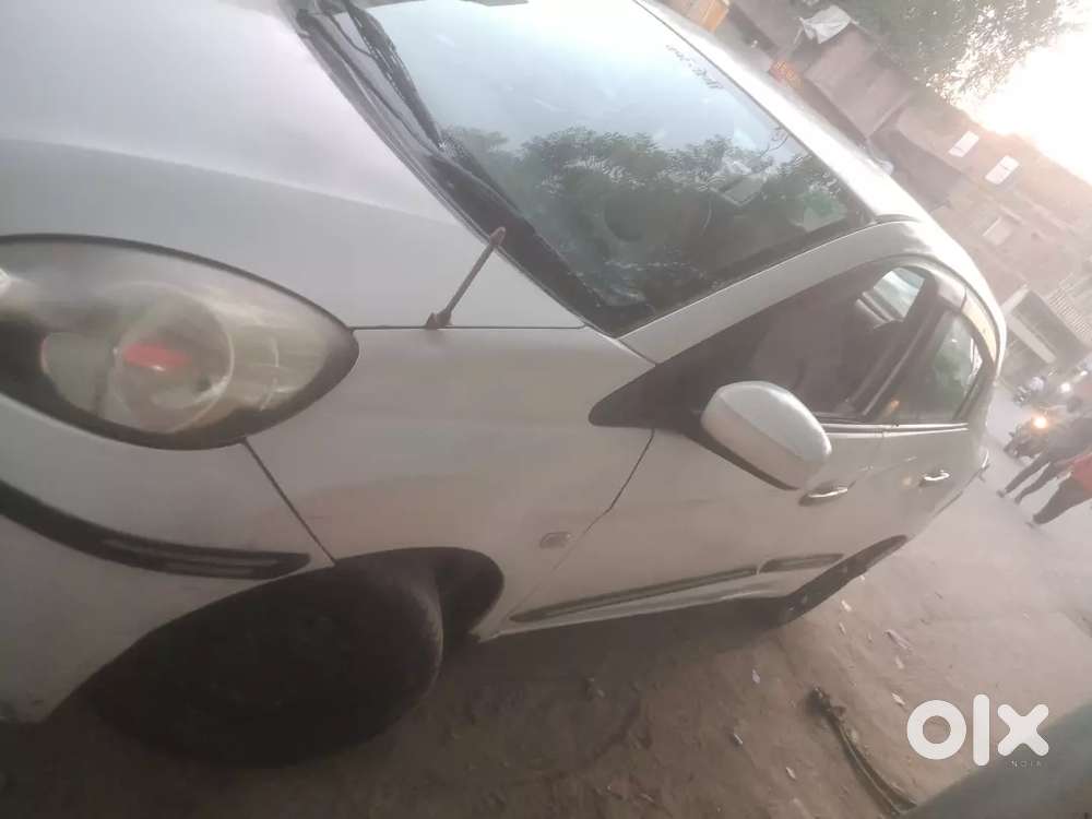 Honda Amaze 1.5 E 2014