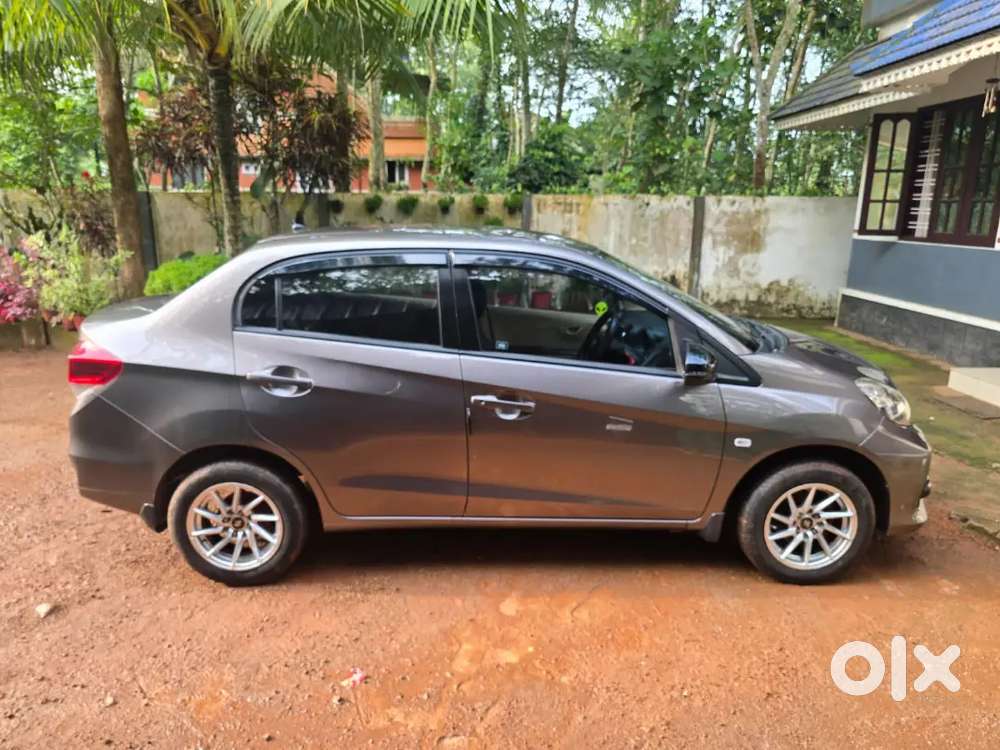 Honda Amaze 2014 Petrol Well Maintained