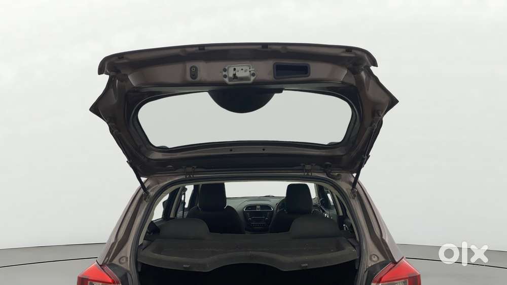 Tata Tiago 1.2 Revotron Xz, 2017, Petrol