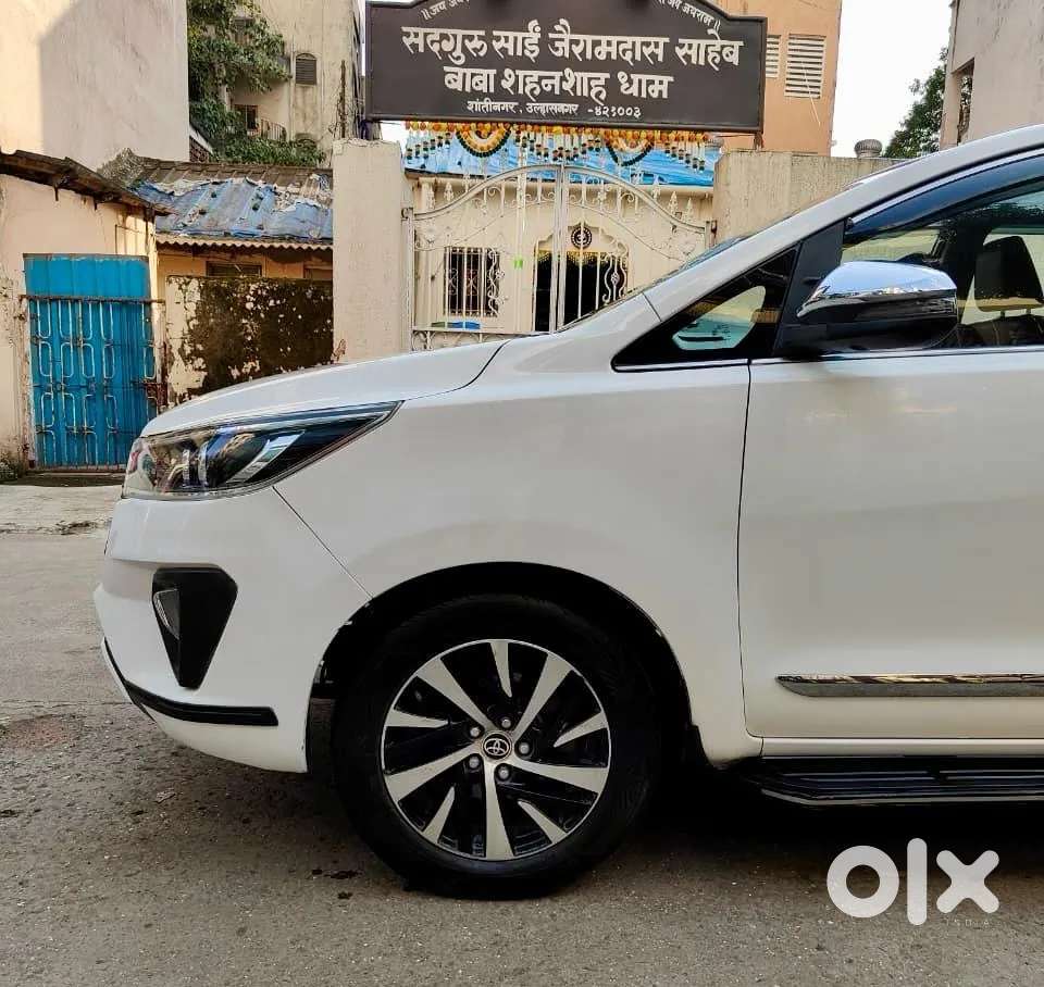 Toyota Innova Crysta 2.8 Zx At 7 Seater, 2018, Diesel