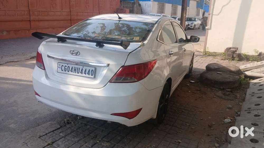 Hyundai Verna Fluidic 1.6 Vtvt Sx, 2015, Petrol