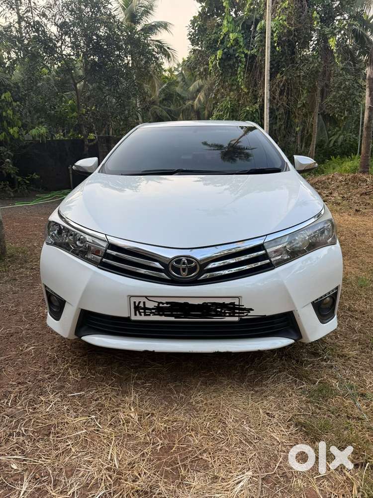 Toyota Corolla Altis Diesel 2015