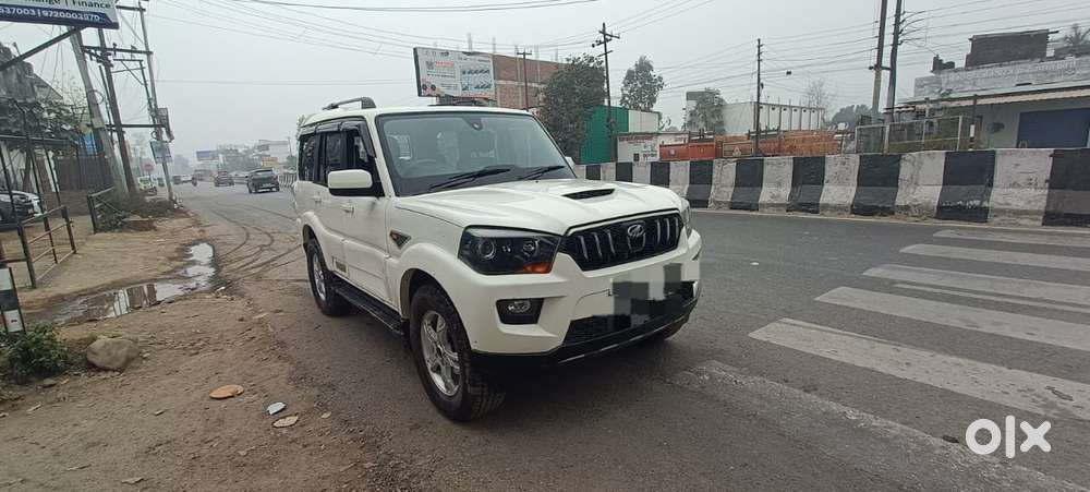 Mahindra Scorpio S10, 2016, Diesel