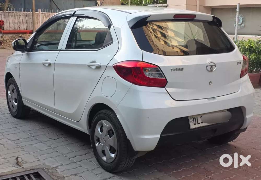 Tata Tiago 1.2 Revotron Xta, 2019, Petrol