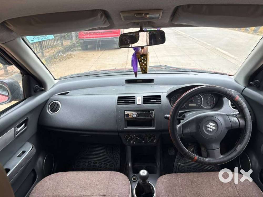 Maruti Suzuki Swift Vxi Optional, 2010, Petrol