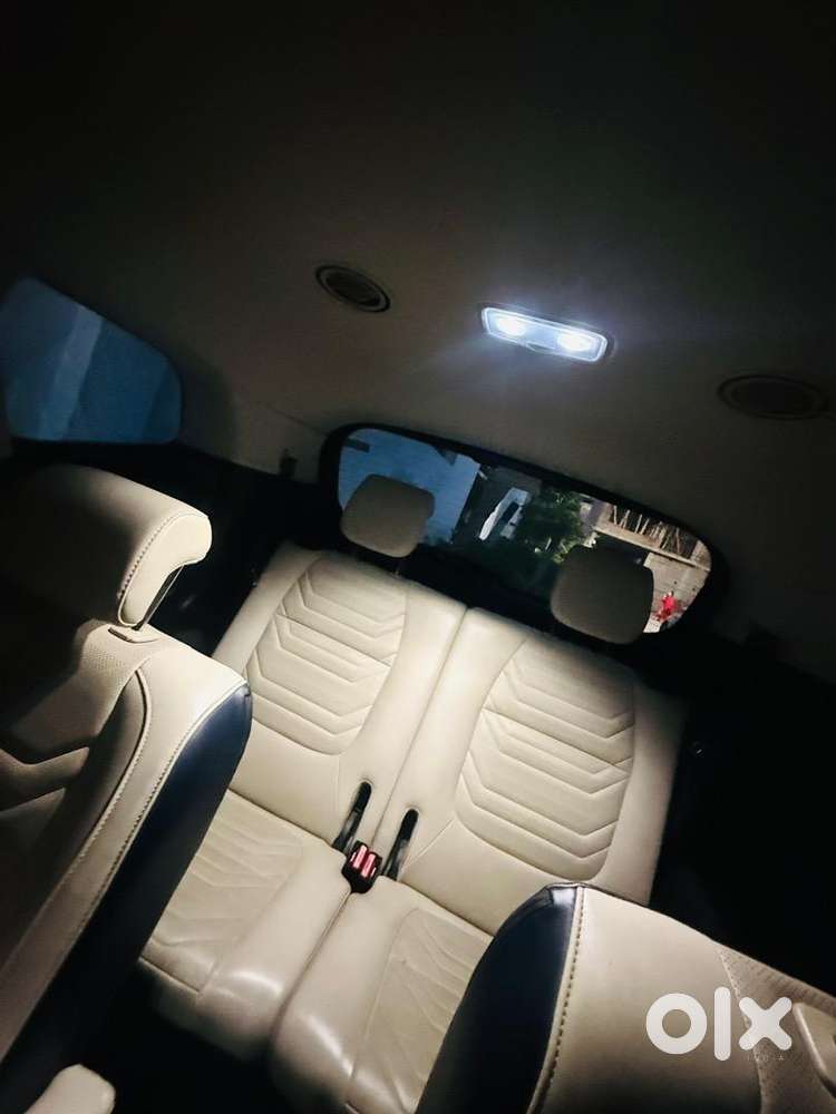 Kia Carens Luxery Plus Showroom Condition Car With Seervice Record