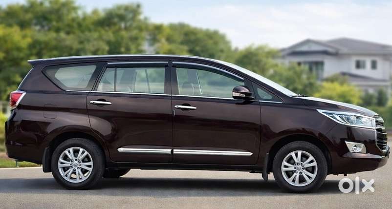 Toyota Innova Crysta 2.8 G – 2017  Excellent Condition  Fully Loaded