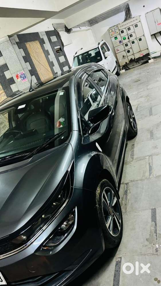 Tata Altroz 2023 Petrol Automatic