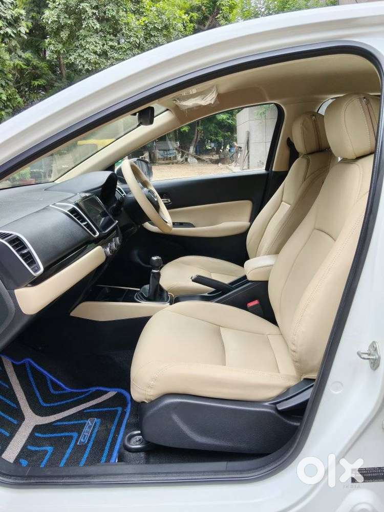 Honda City 1.5 V 5th Gen I-vtec Mt, 2023, Petrol