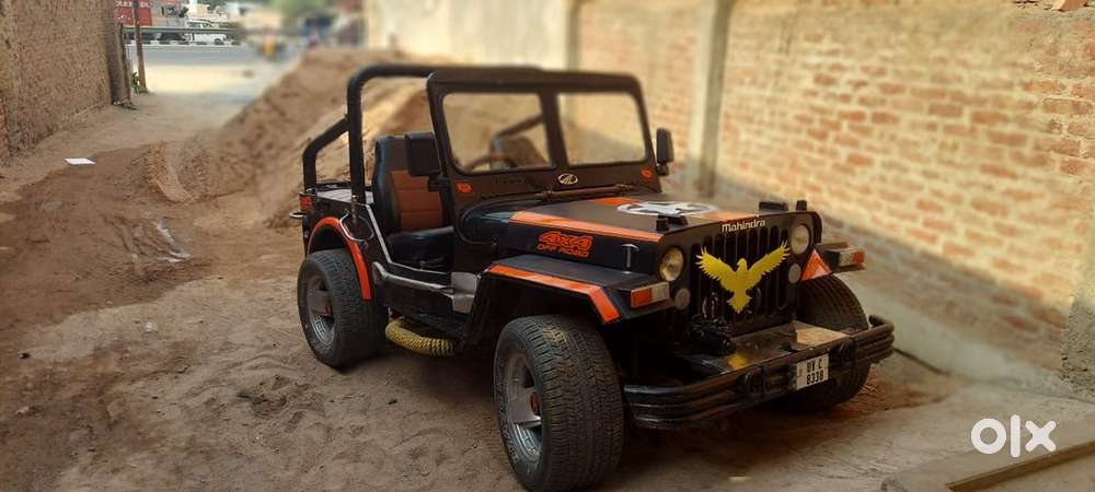 Mahindra Jeep Classic 1989