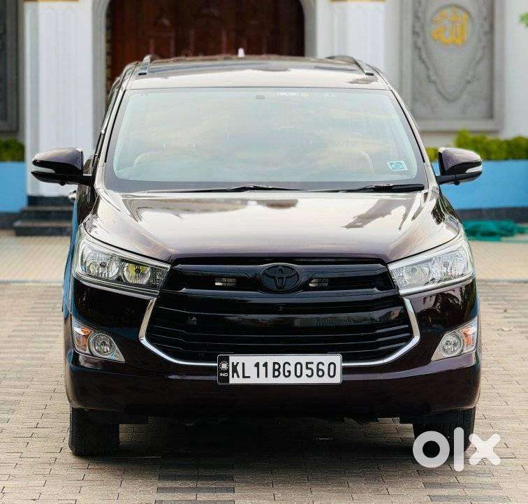 Toyota Innova Crysta 2.8 Gx At, 2017, Diesel