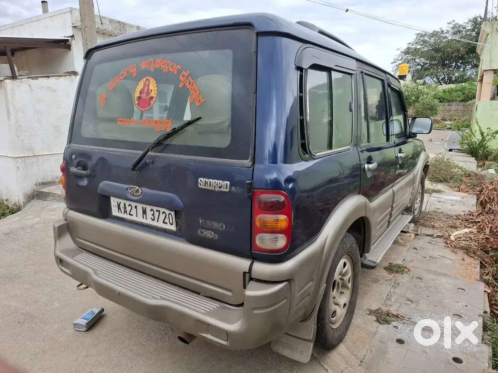 Mahindra Scorpio Classic 2005