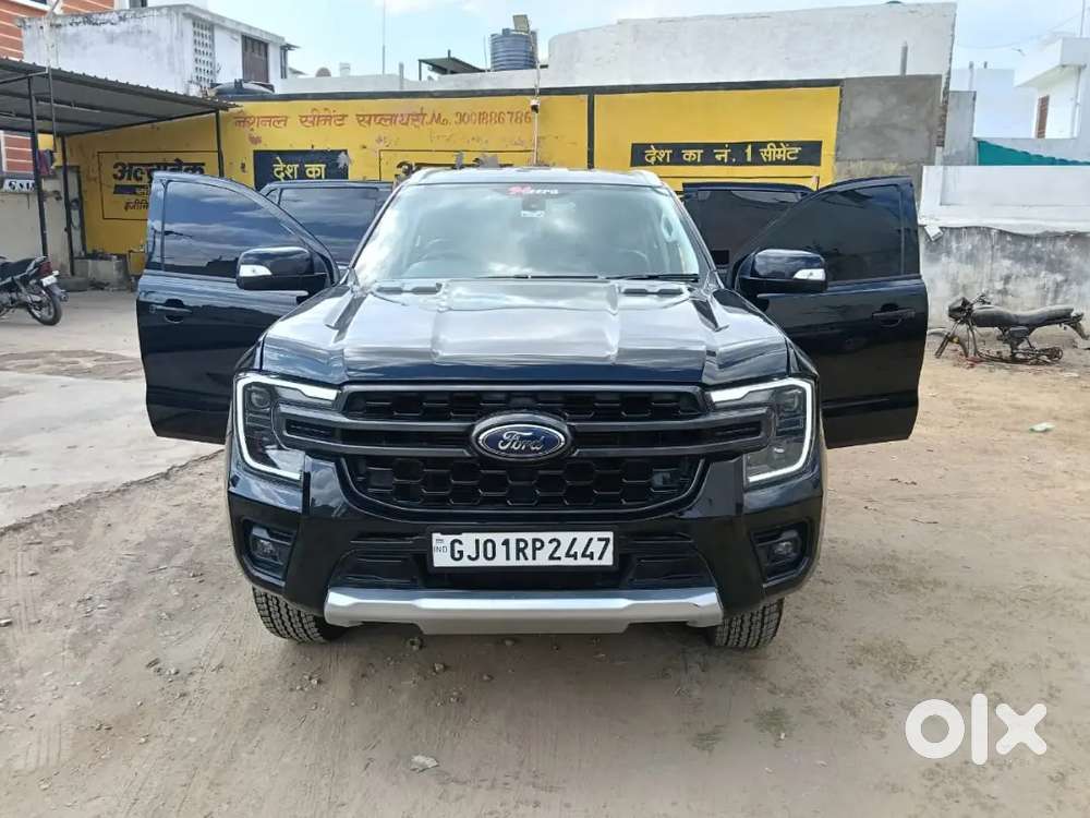 Ford Endeavour 2016