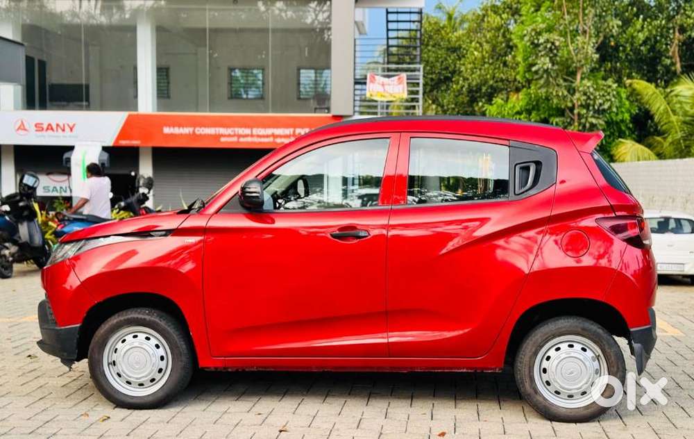 Mahindra Kuv 100 G80 K2, 2017, Petrol