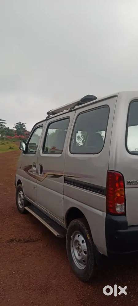 Maruti Suzuki Eeco 5 Seater Ac 2011
