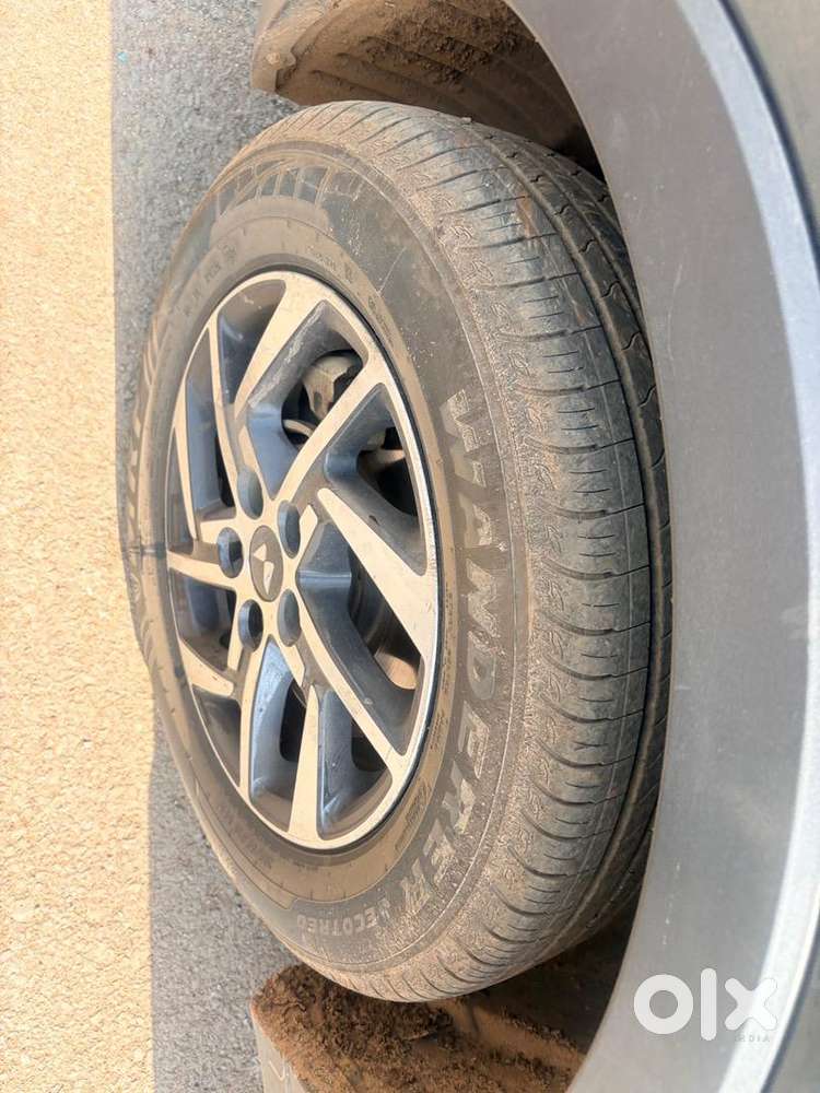 Xuv300 W8 Top Model 2023 December