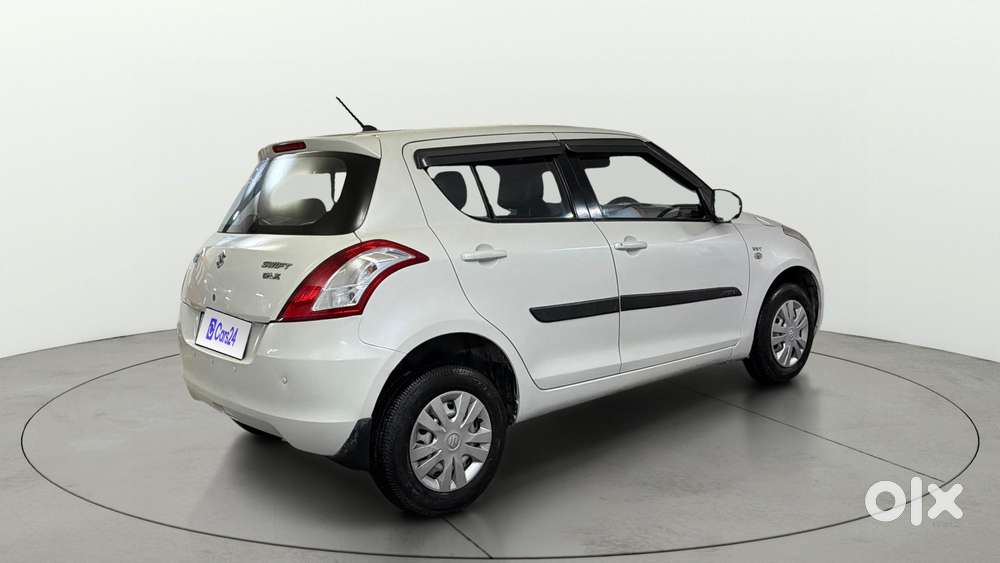 Maruti Suzuki Swift 1.2 Lxi (o), 2017, Petrol