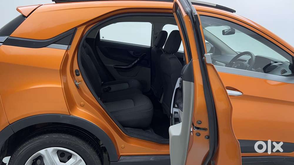 Tata Nexon 1.5 Revotorq Xma Amt (s), 2019, Petrol