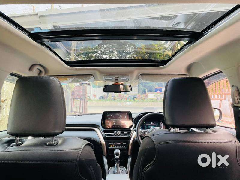 Maruti Suzuki Grand Vitara 1.5 Zeta Plus Intelligent Hybrid Ecvt, 20..