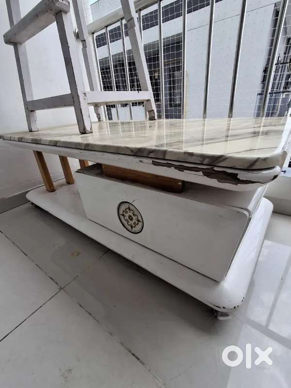 Tipoy table for drawing room