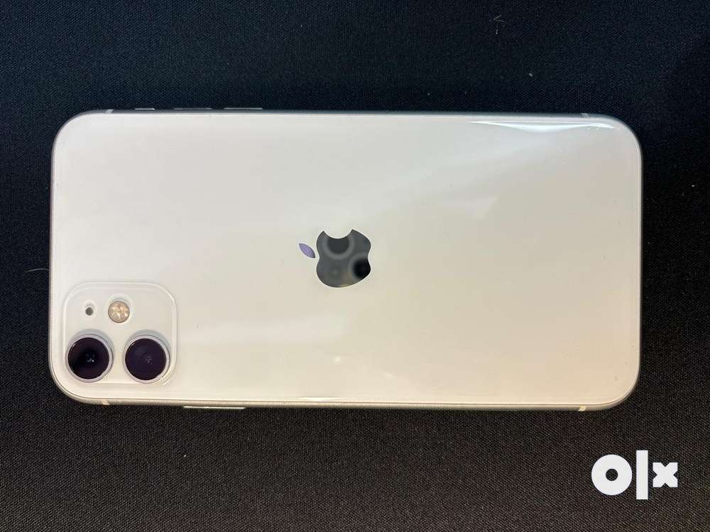 Iphone 11 64GB In White condition 99% - Mobile Phones - 1758773836