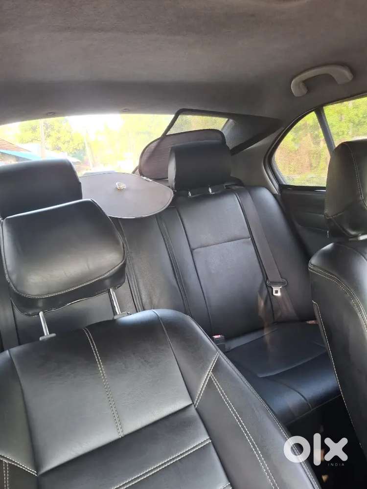 Maruti Suzuki Dzire 2015 Diesel 231000 Km Driven