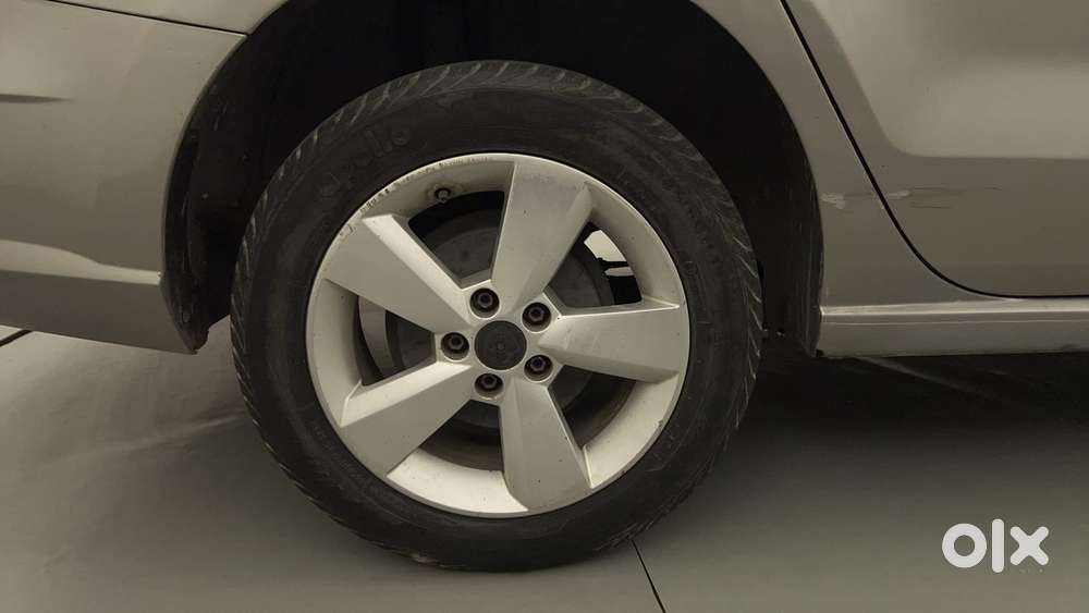 Skoda Rapid 1.6 Mpi At Ambition, 2017, Petrol