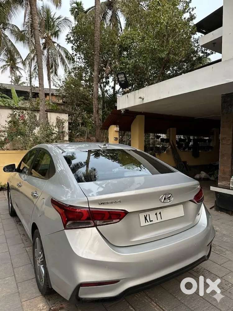 Hyundai Verna Automatic High-end Model.