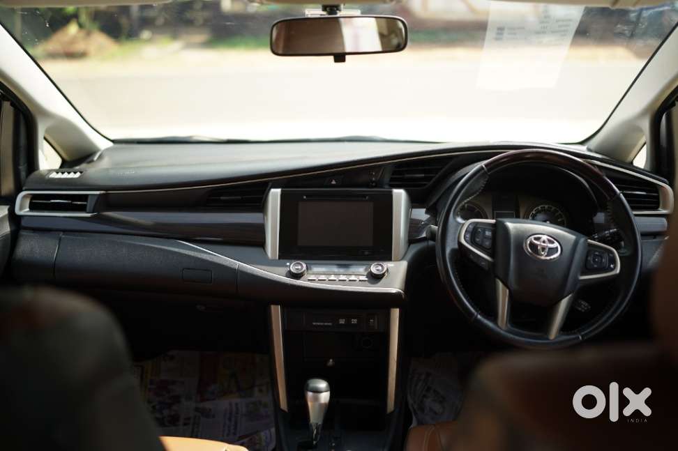 Toyota Innova Crysta 2.8z Automatic, 2019, Diesel