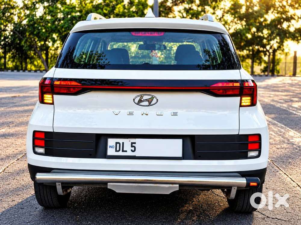 Hyundai Venue 1.2 S (o), 2023, Petrol