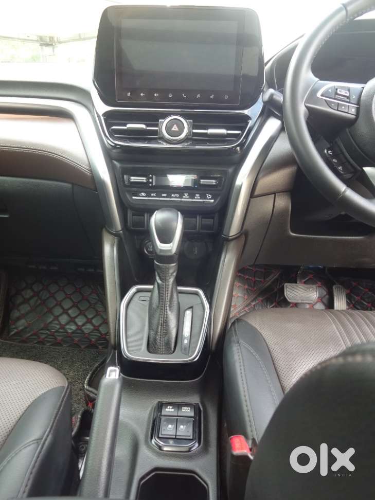 Toyota Urban Cruiser Hyryder 1.5 V Hybrid, 2024, Petrol