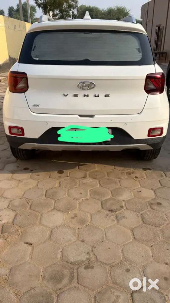 Hyundai New Venue 2020 Diesel 80000 Km Driven