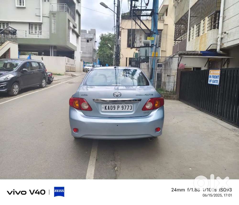 Toyota Corolla Altis 2009 Petrol 85000 Km Driven