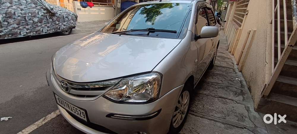 Toyota Etios Liva 2011