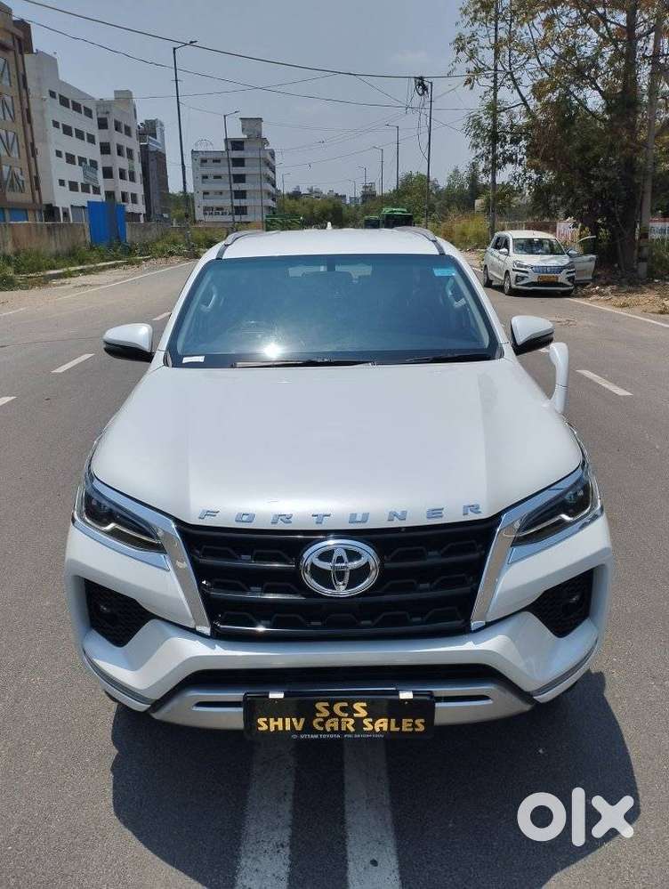 Toyota Fortuner 4x2 At 2.7 Petrol, 2023, Petrol