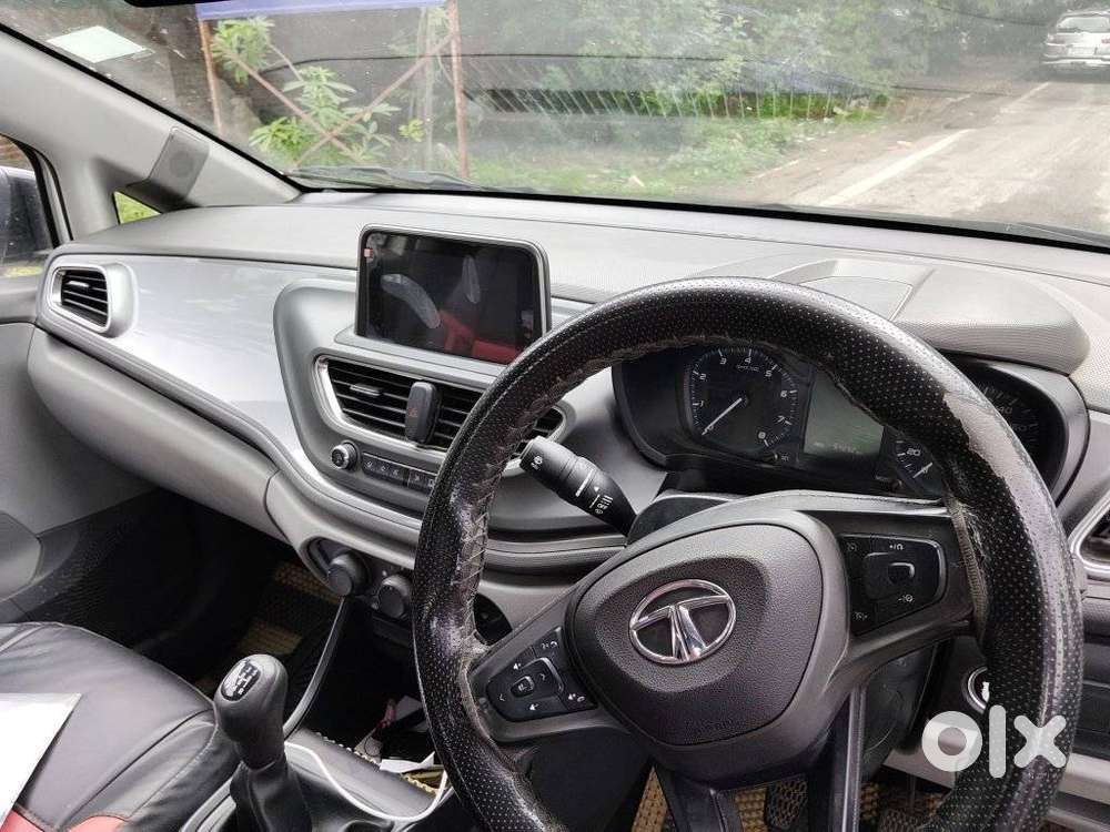Mahindra Xuv700 Ax7 Luxury Pack Awd, 2022, Diesel