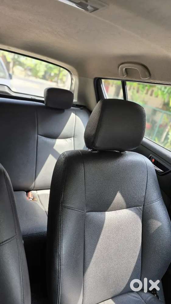 Well-maintained 2016 Maruti Suzuki Swift Vxi Petrol