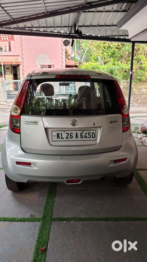 Maruti Suzuki Ritz Vxi, 2009, Petrol