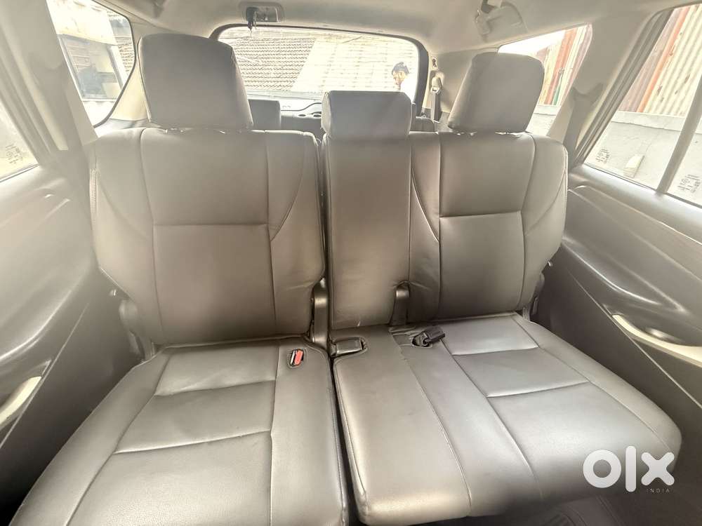 Toyota Innova Crysta 2.8 Gx At, 2016, Diesel