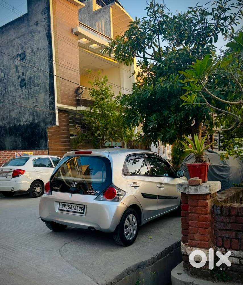 Honda Brio Petrol 2012