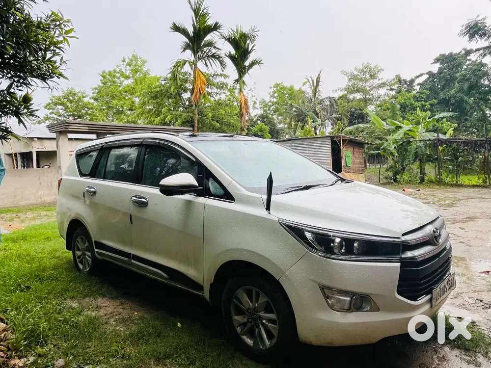 Toyota Innova Crysta 2018 Diesel Well Maintained
